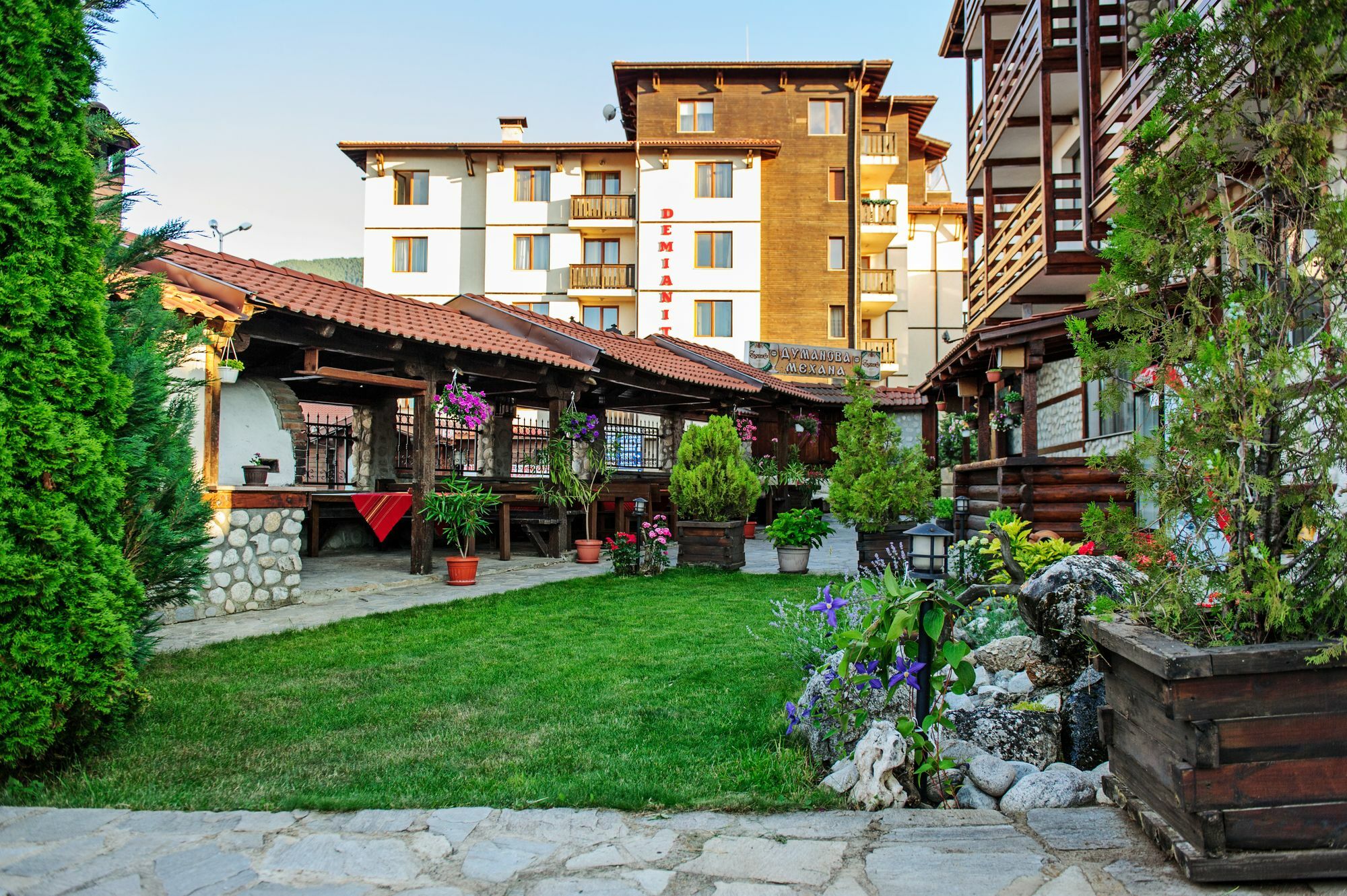 Hotel Dumanov Bansko Exterior photo